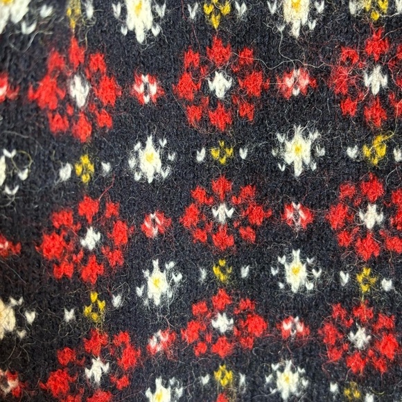 INES DE LA FRESSANGE + UNIQLO  Sz L Jacquard Pattern Crew Neck Buttoned Cardigan - Picture 3 of 6